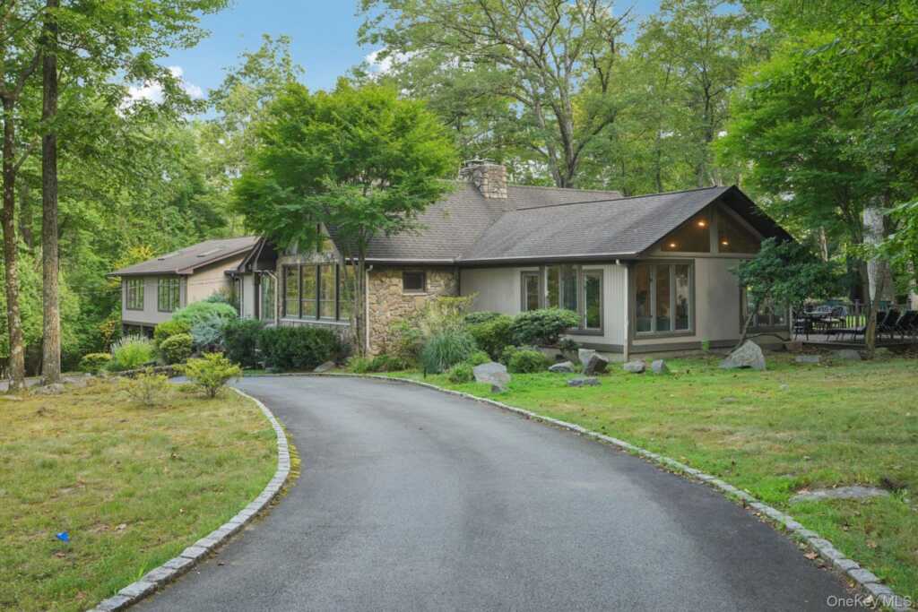 11 Old Phillips Hill Road, New City, NY 10956 - Photo 41 of 44