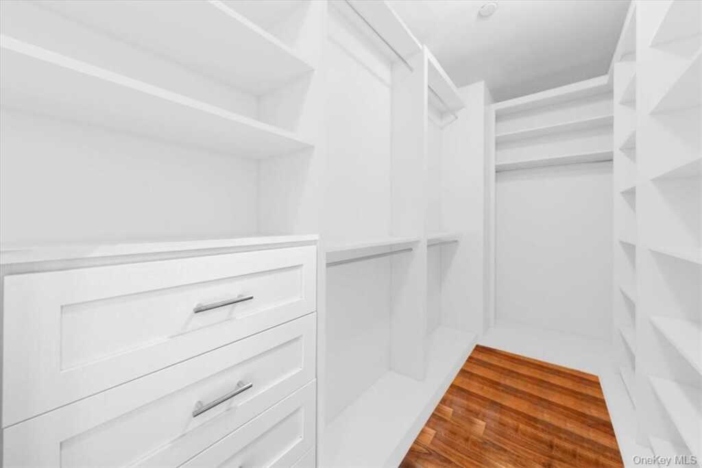 5 Renaissance Square, Unit #26B, White Plains, NY 10601 - Photo 15 of 28