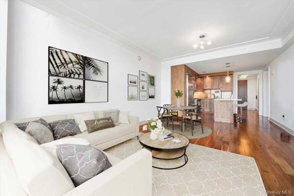 5 Renaissance Square, Unit #26B, White Plains, NY 10601 - Photo 7 of 28