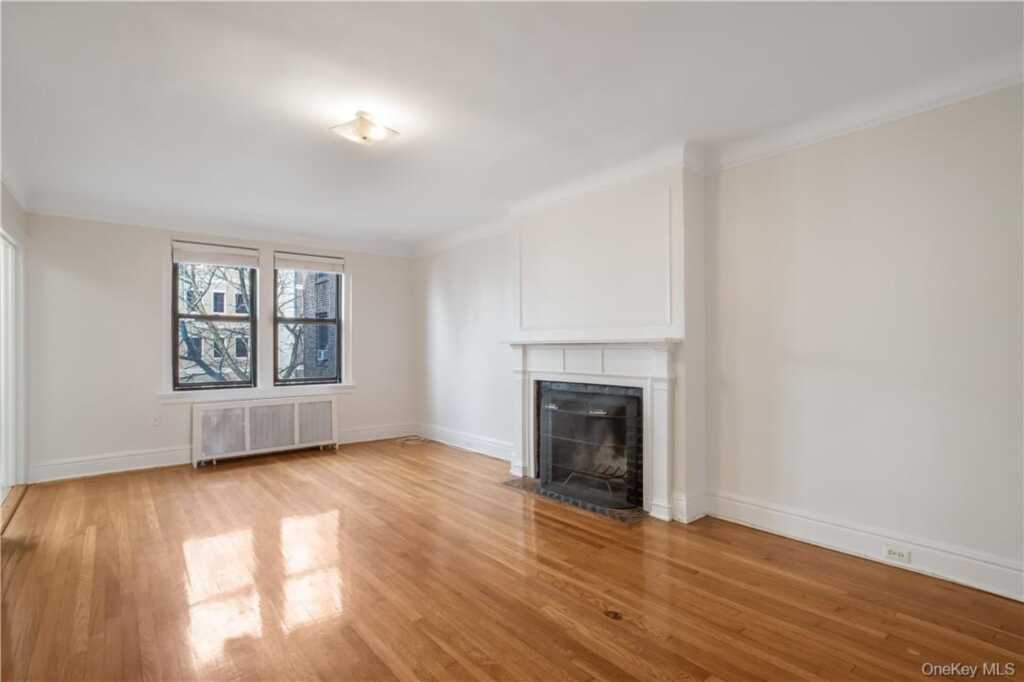 250 Martine Avenue, Unit #6E, White Plains, NY 10601 - Photo 3 of 20