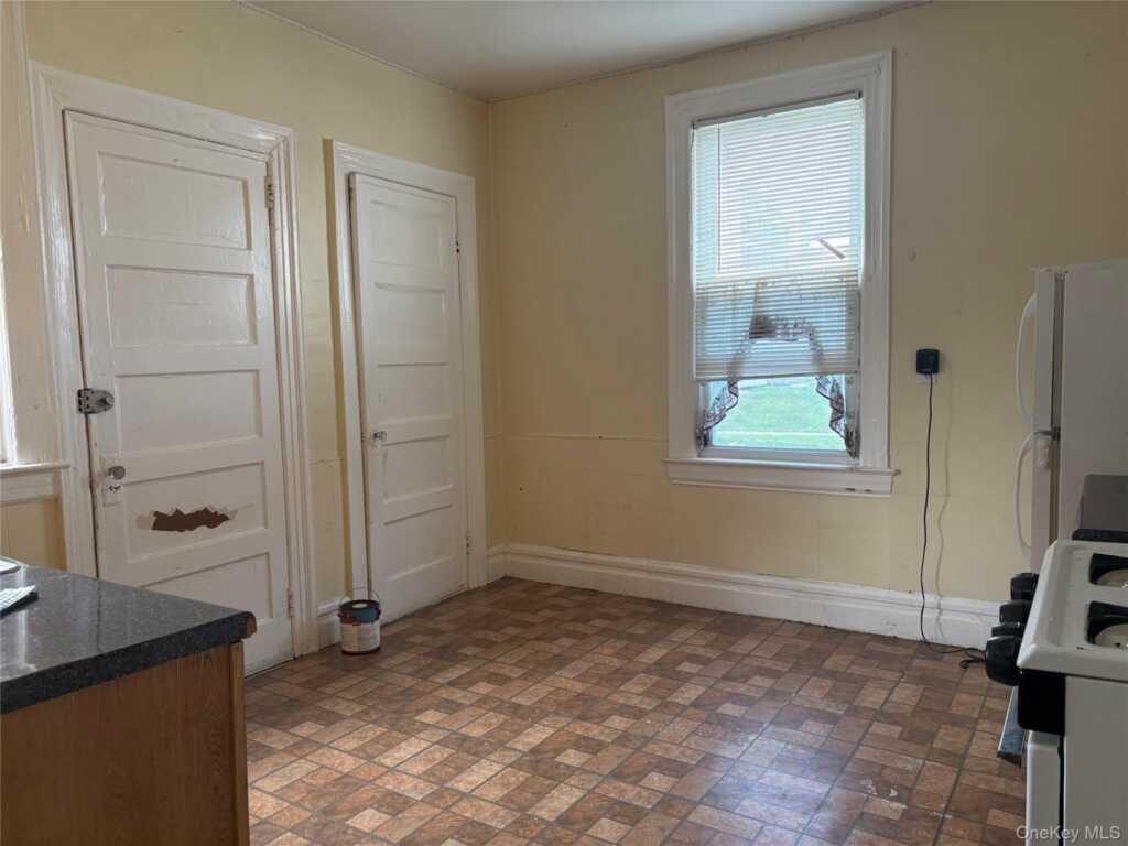83 Washington Avenue, Unit #1, New Rochelle, NY 10801 - Photo 3 of 7