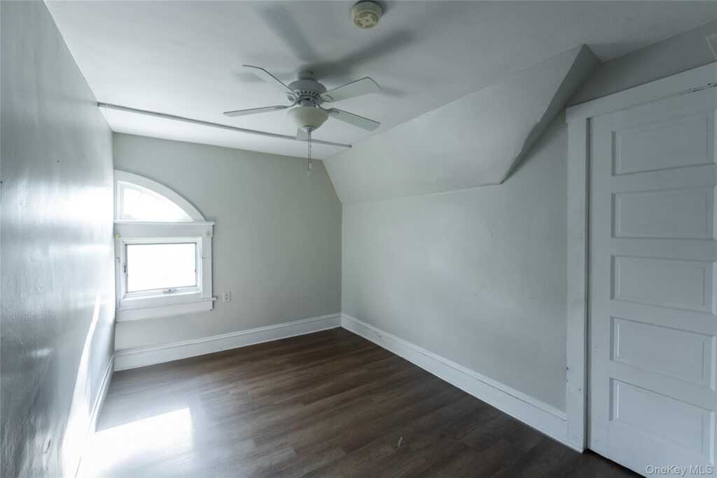 172 Orange Avenue, Suffern, NY 10901 - Photo 14 of 20