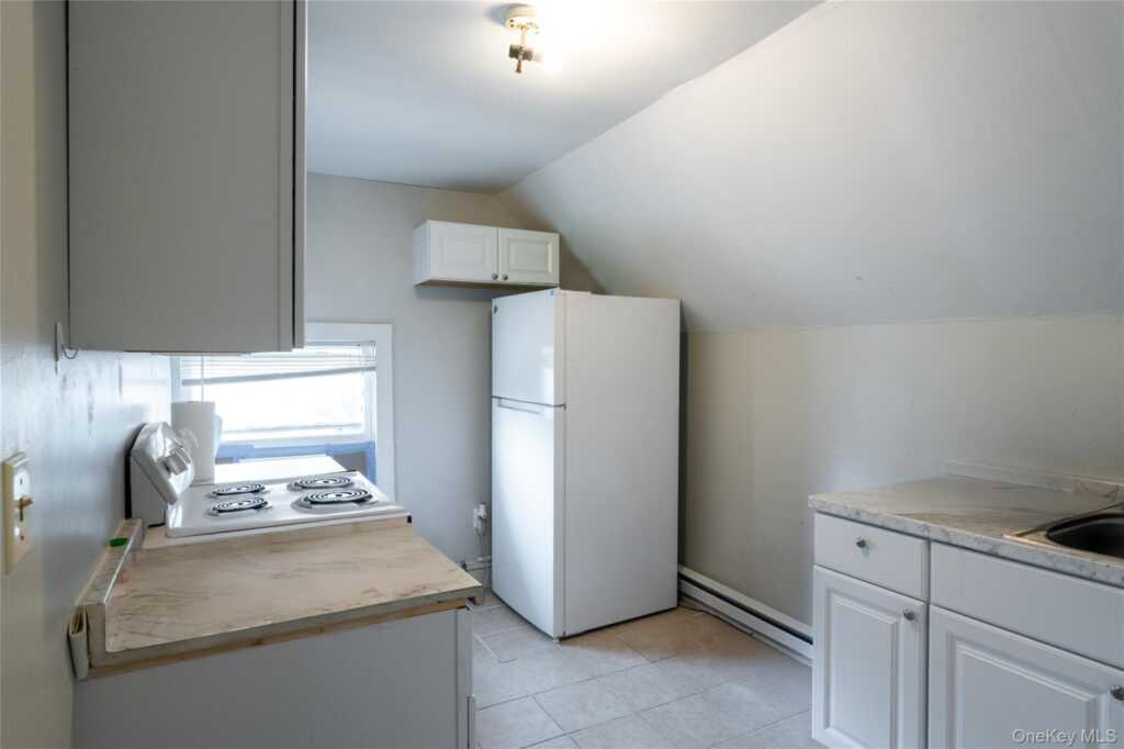 172 Orange Avenue, Suffern, NY 10901 - Photo 15 of 20