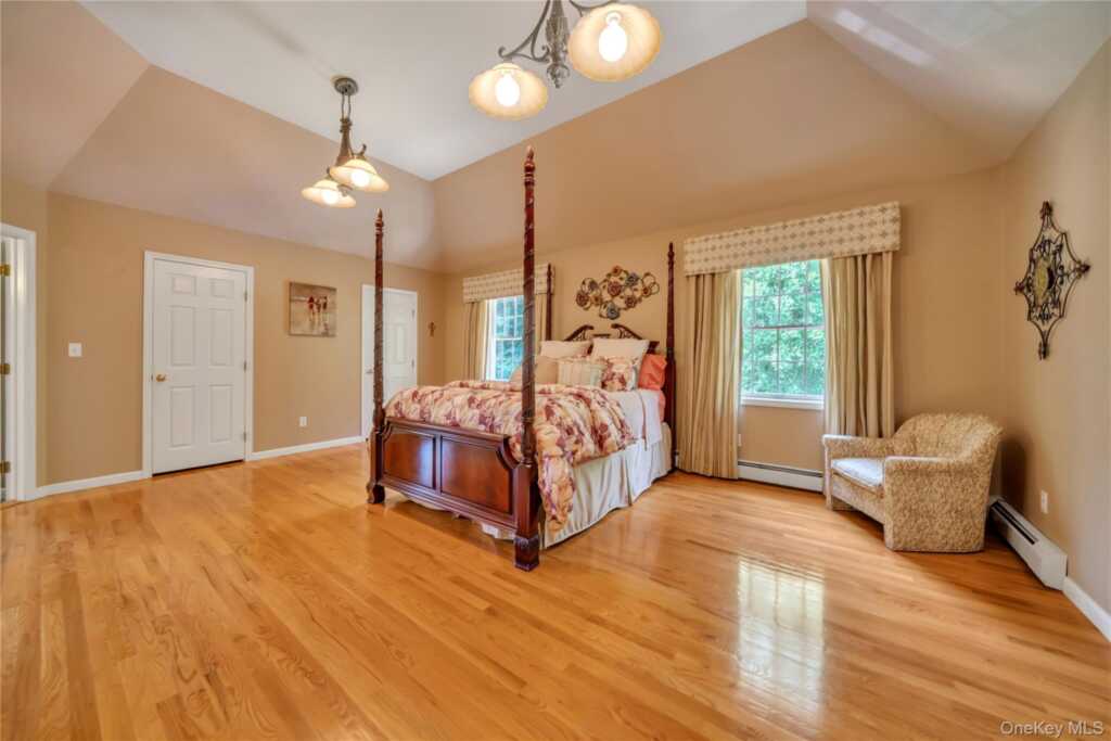 36 Oxford Drive, Suffern, NY 10901 - Photo 18 of 42