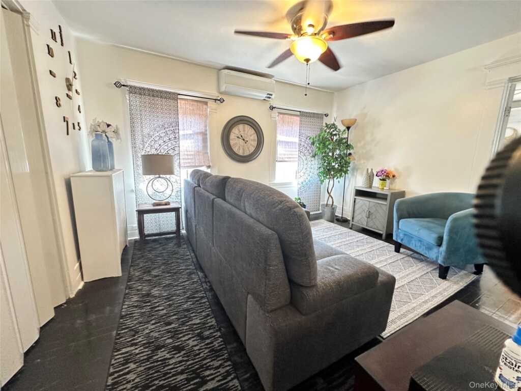 40 Crosby Place, Unit #3, New Rochelle, NY 10801 - Photo 13 of 16