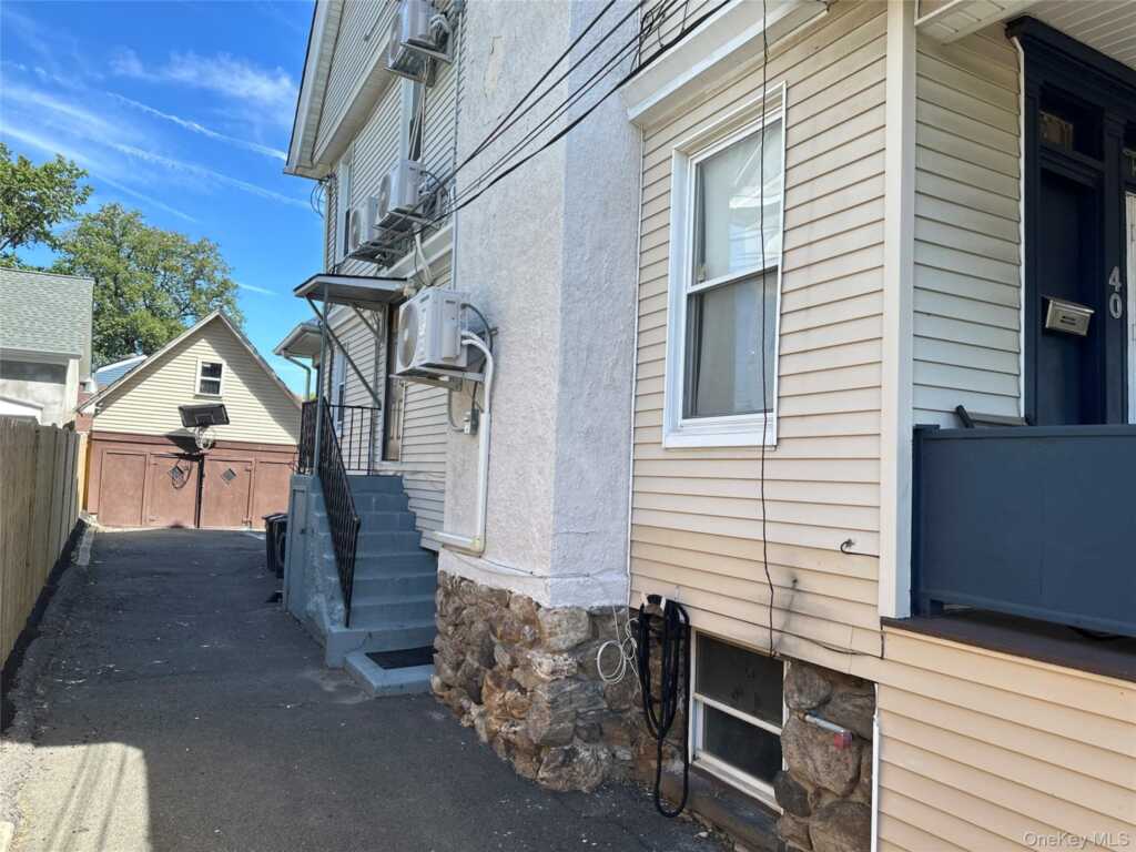 40 Crosby Place, Unit #3, New Rochelle, NY 10801 - Photo 14 of 16