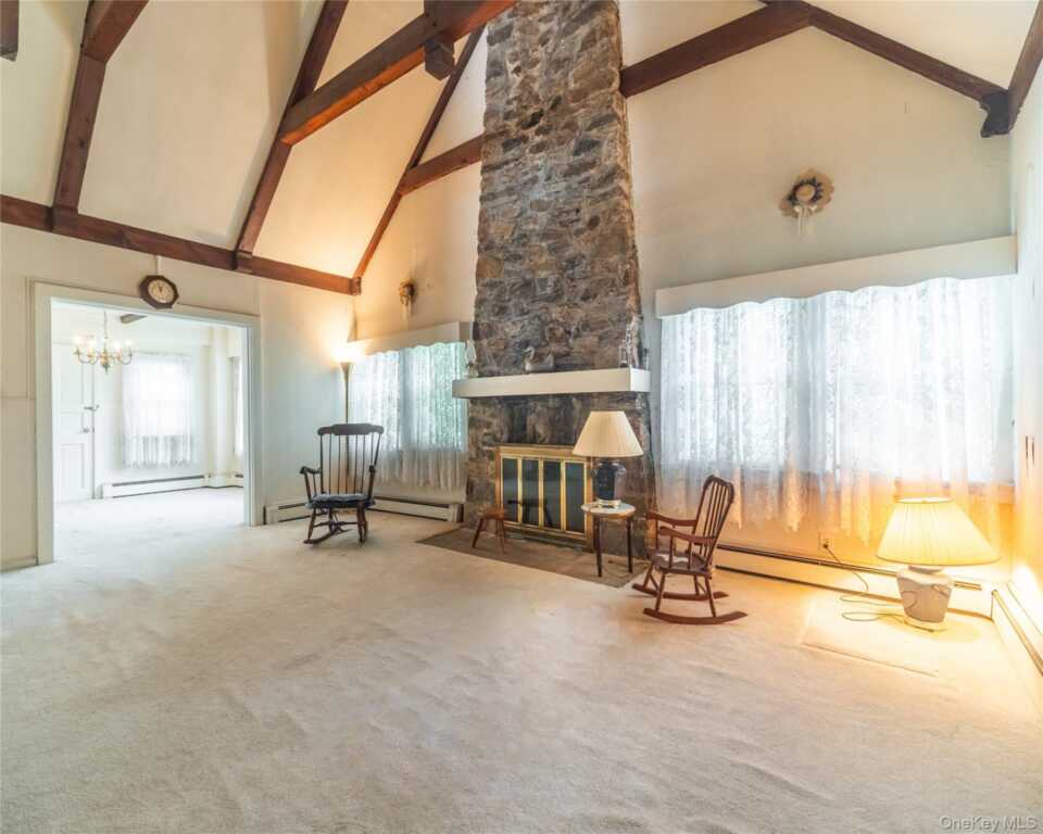 4 Orchard Drive, Rye, NY 10580 - Photo 14 of 17