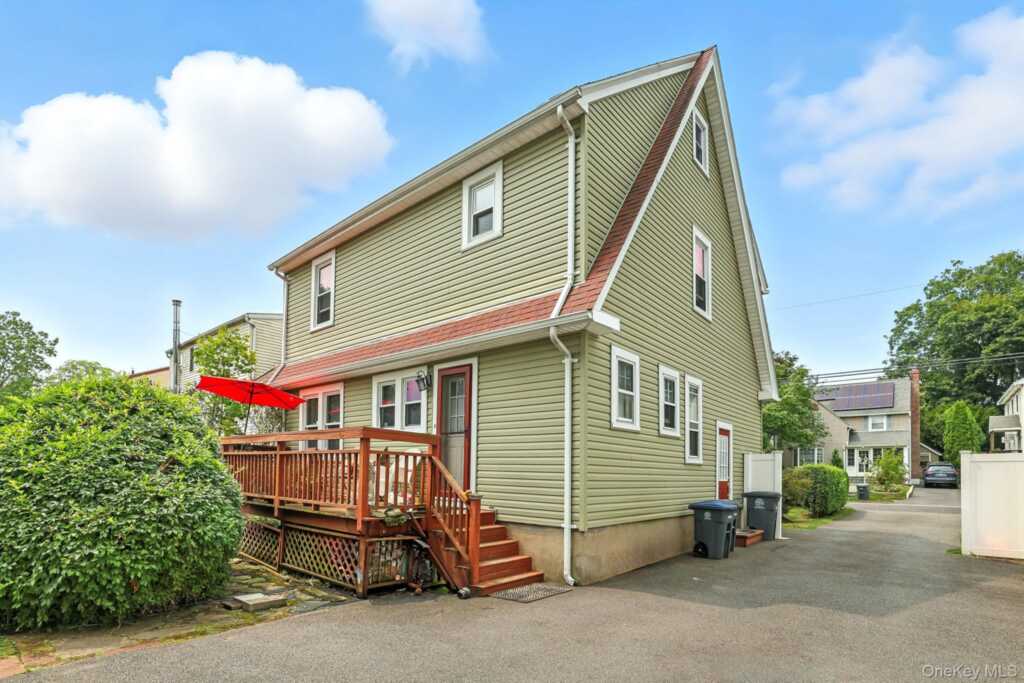 50 Cloverdale Avenue, White Plains, NY 10603 - Photo 26 of 30