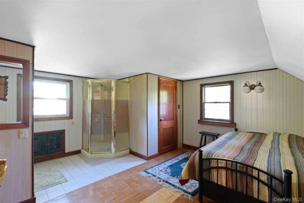 217 Washington Avenue, Pearl River, NY 10965 - Photo 21 of 50