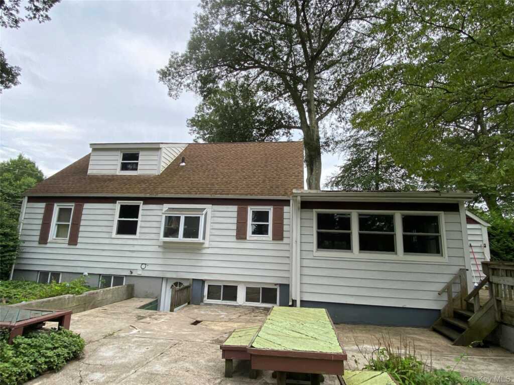 217 Washington Avenue, Pearl River, NY 10965 - Photo 34 of 50