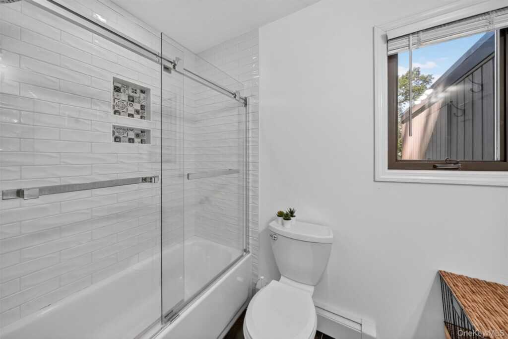 127 Bellows Lane, New City, NY 10956 - Photo 24 of 43