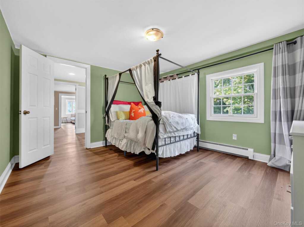 519 Haverstraw Road, Suffern, NY 10901 - Photo 25 of 48