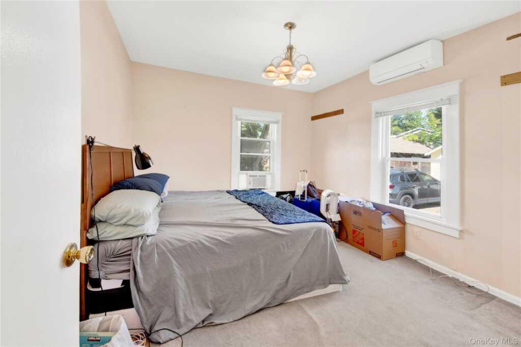 24 Gedney Terrace, White Plains, NY 10605 - Photo 9 of 20