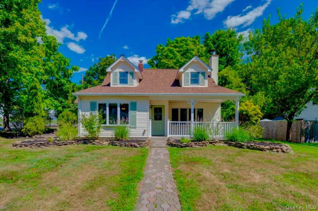 74 Oldert Drive, Pearl River, NY 10965 - Photo 2 of 27