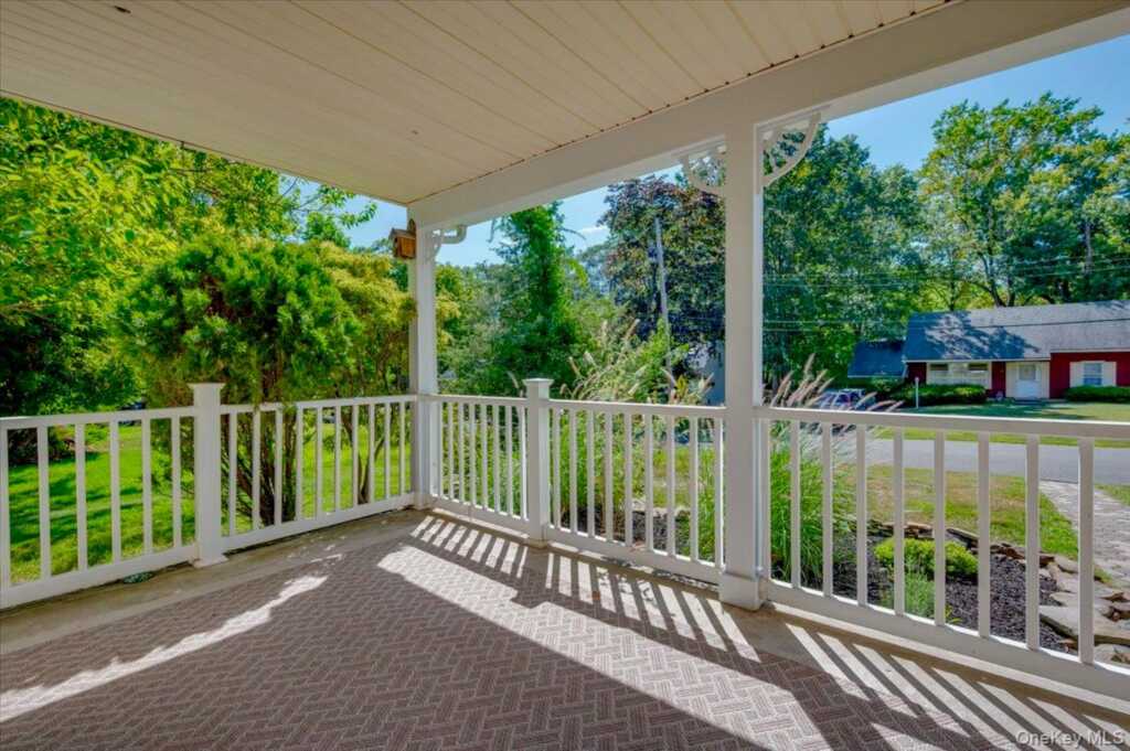 74 Oldert Drive, Pearl River, NY 10965 - Photo 5 of 27