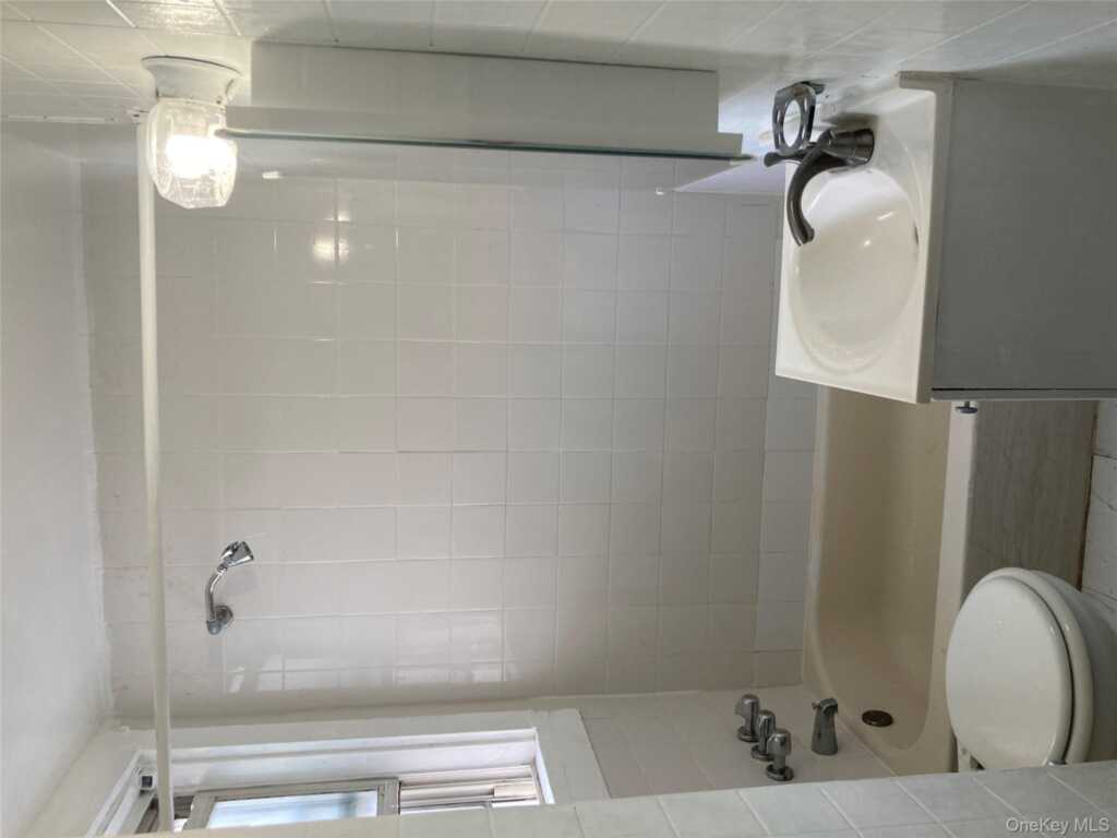 21 Congress Street, Unit #2, New Rochelle, NY 10801 - Photo 4 of 10