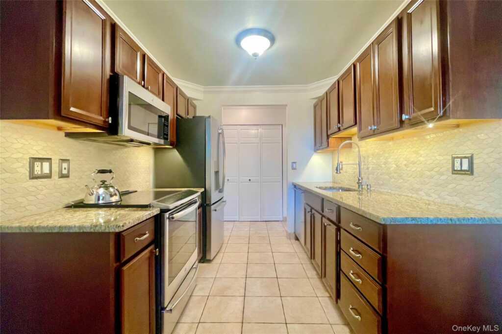 50 Dekalb Avenue, Unit #S1, White Plains, NY 10605 - Photo 14 of 17