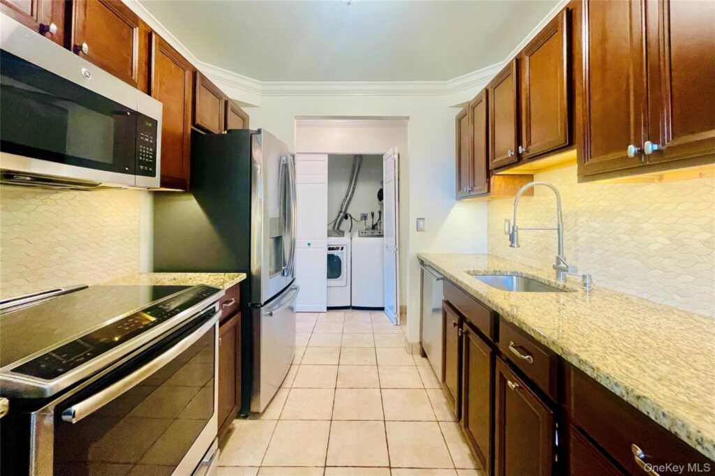 50 Dekalb Avenue, Unit #S1, White Plains, NY 10605 - Photo 15 of 17
