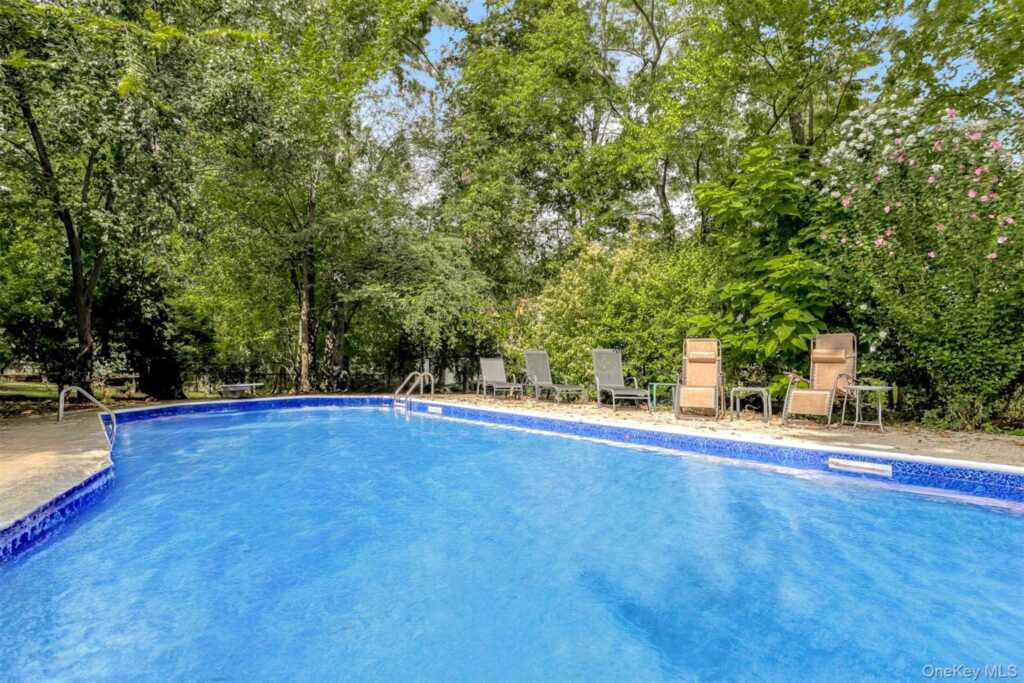 40 Ruth Drive, New City, NY 10956 - Photo 23 of 24