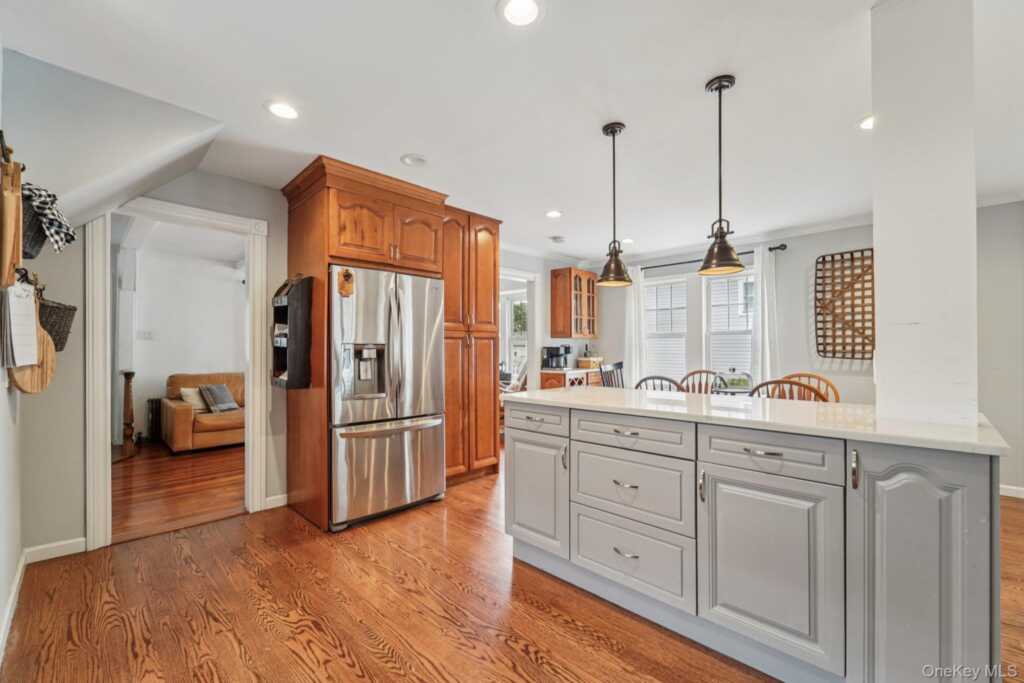 74 Lincoln Avenue, Pearl River, NY 10965 - Photo 18 of 50