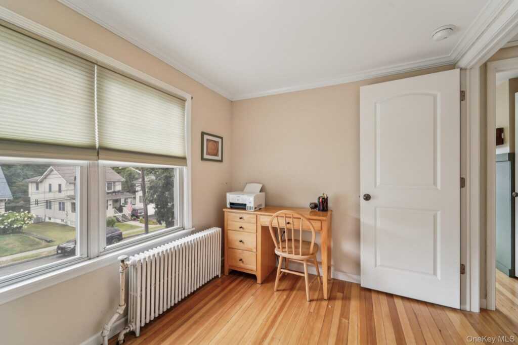 74 Lincoln Avenue, Pearl River, NY 10965 - Photo 24 of 50