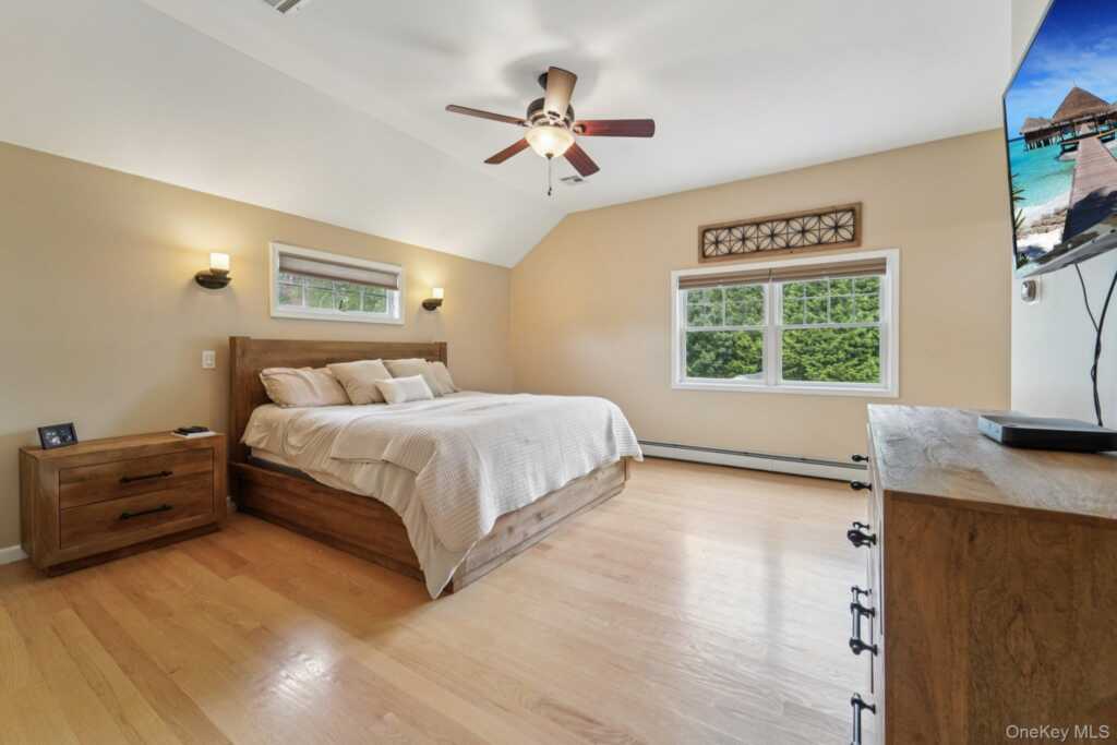 74 Lincoln Avenue, Pearl River, NY 10965 - Photo 31 of 50