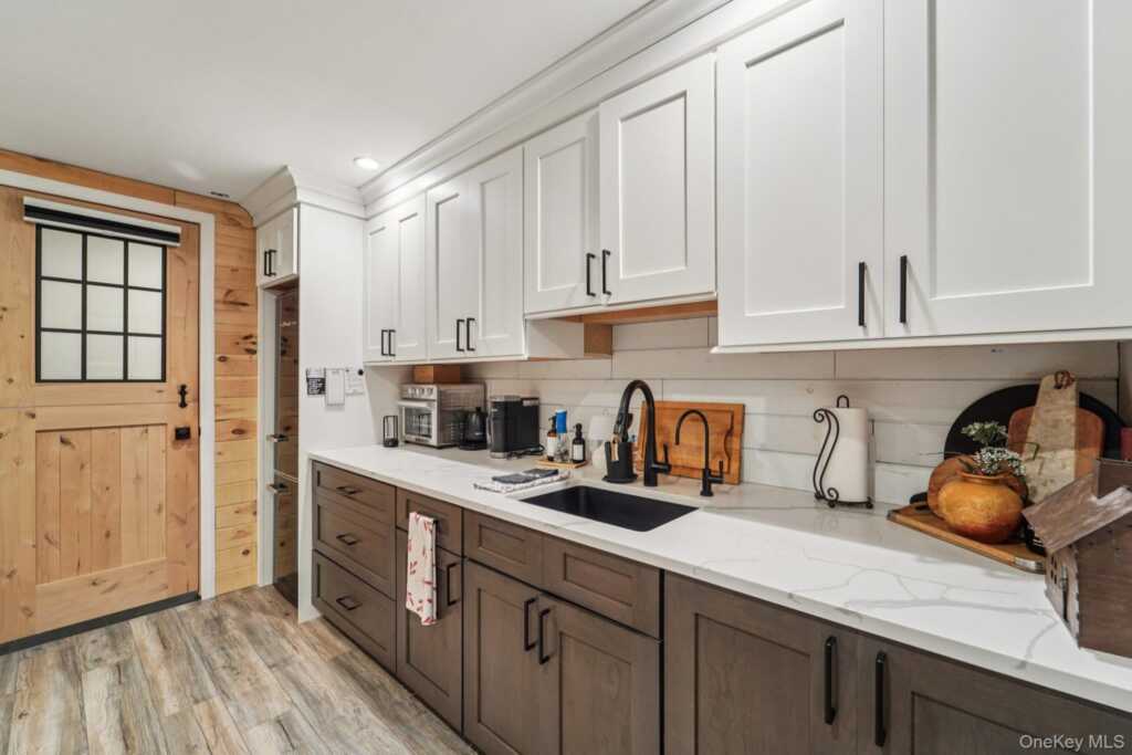 74 Lincoln Avenue, Pearl River, NY 10965 - Photo 44 of 50