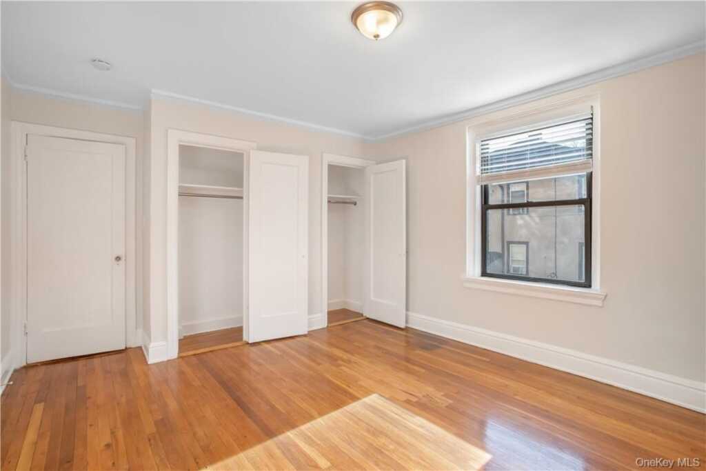 234 Martine Avenue, Unit #4J, White Plains, NY 10601 - Photo 13 of 21
