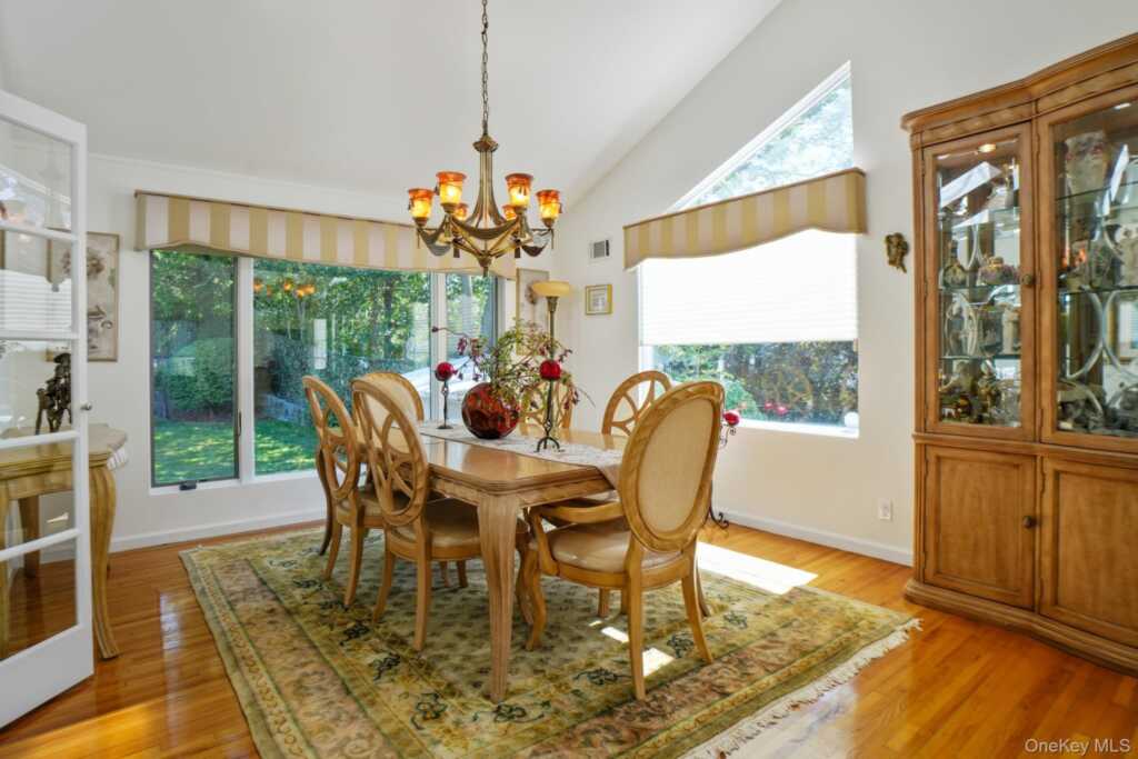 34 Kensington Oval, New Rochelle, NY 10805 - Photo 16 of 48