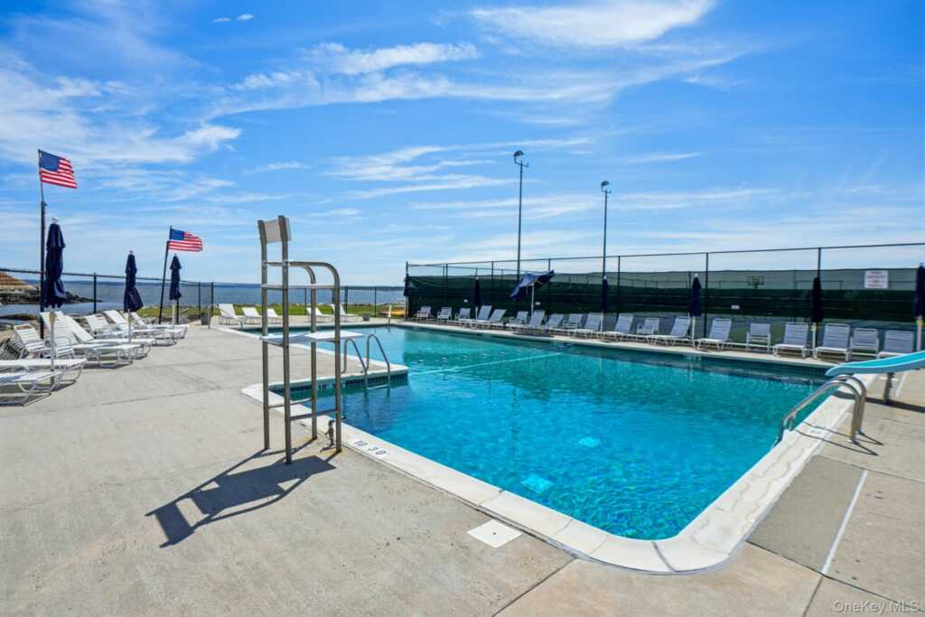 34 Kensington Oval, New Rochelle, NY 10805 - Photo 26 of 48