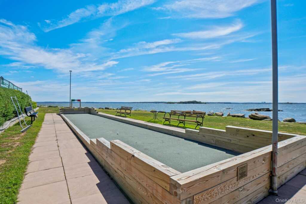 34 Kensington Oval, New Rochelle, NY 10805 - Photo 30 of 48