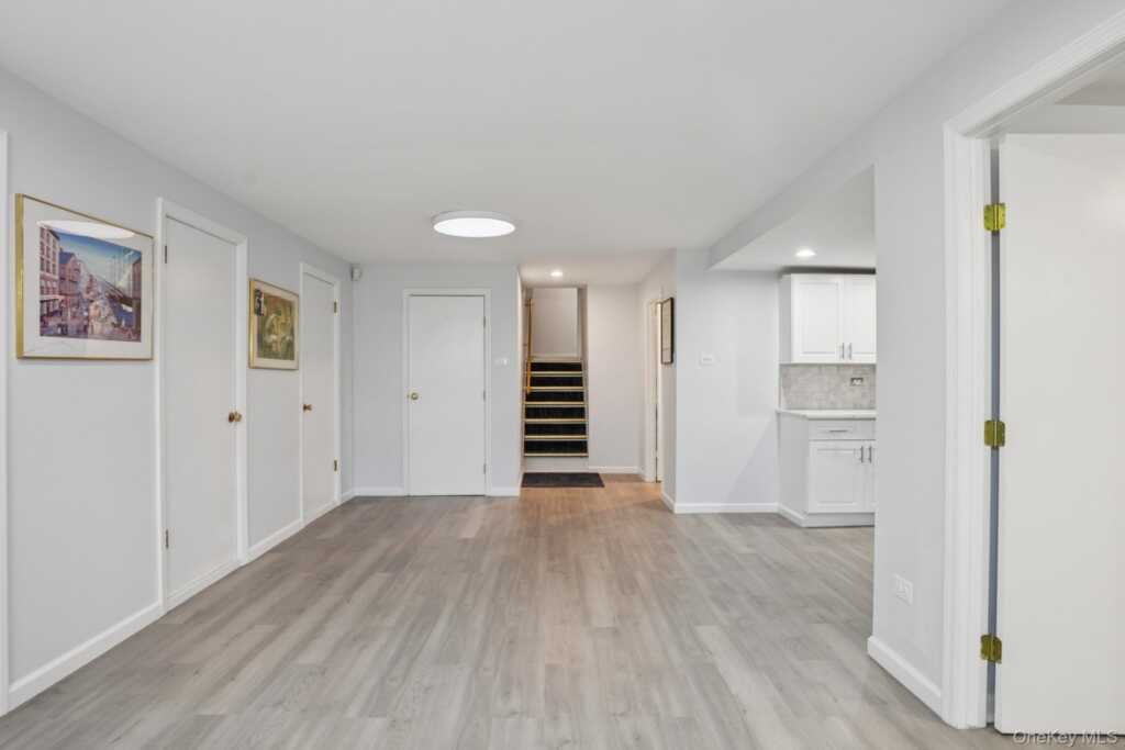 34 Kensington Oval, New Rochelle, NY 10805 - Photo 41 of 48