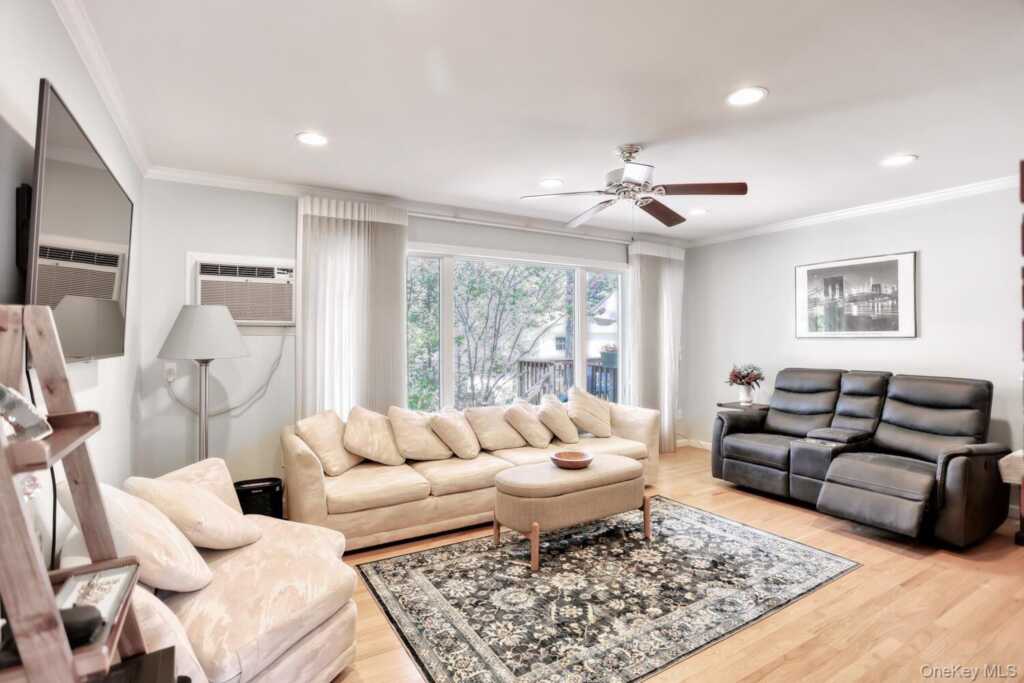 96 Collyer Avenue, New City, NY 10956 - Photo 13 of 38