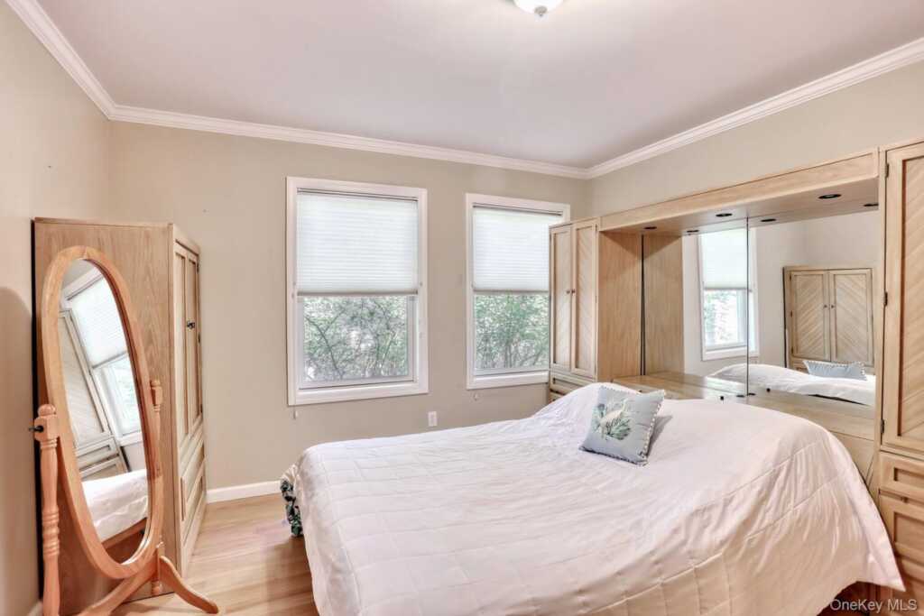 96 Collyer Avenue, New City, NY 10956 - Photo 17 of 38
