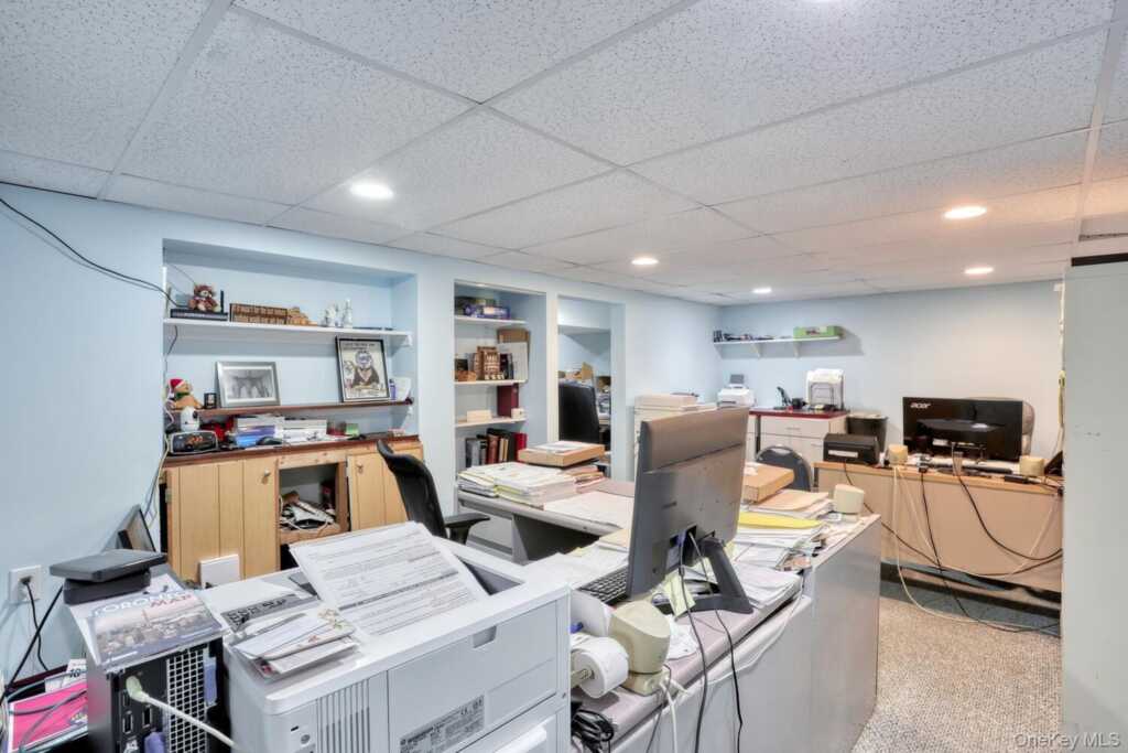 96 Collyer Avenue, New City, NY 10956 - Photo 24 of 38