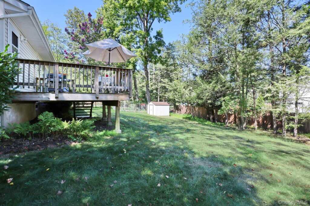 96 Collyer Avenue, New City, NY 10956 - Photo 33 of 38