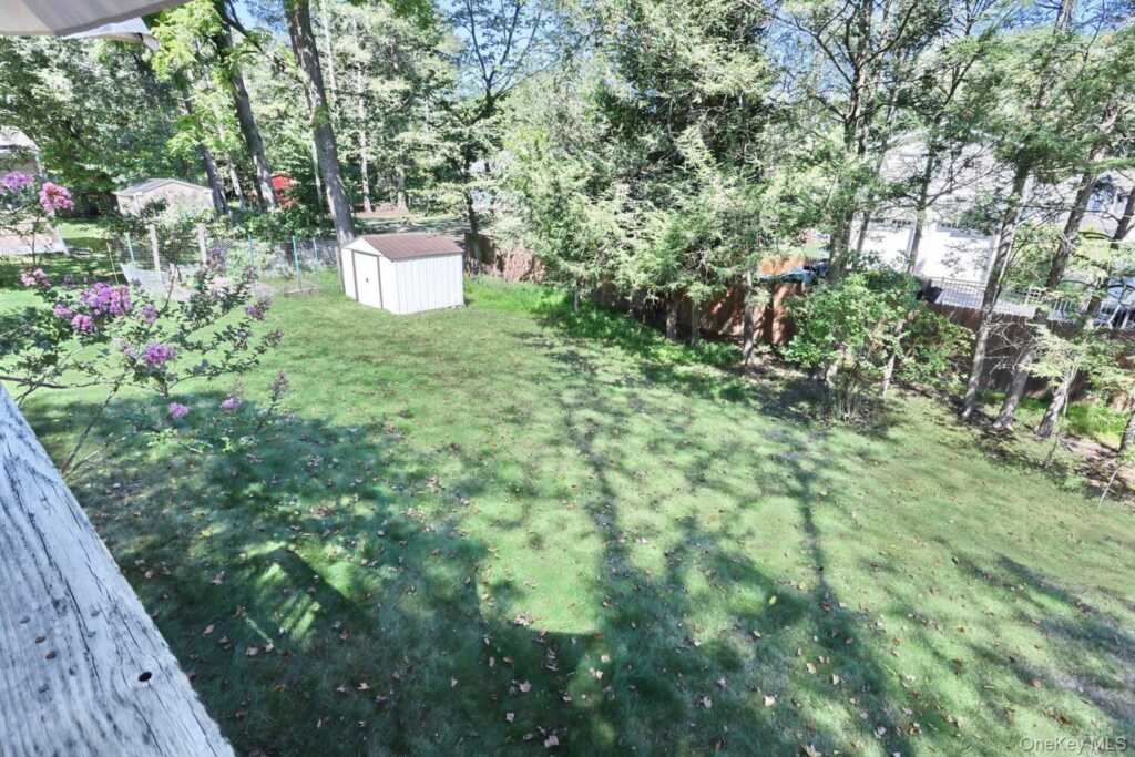 96 Collyer Avenue, New City, NY 10956 - Photo 36 of 38