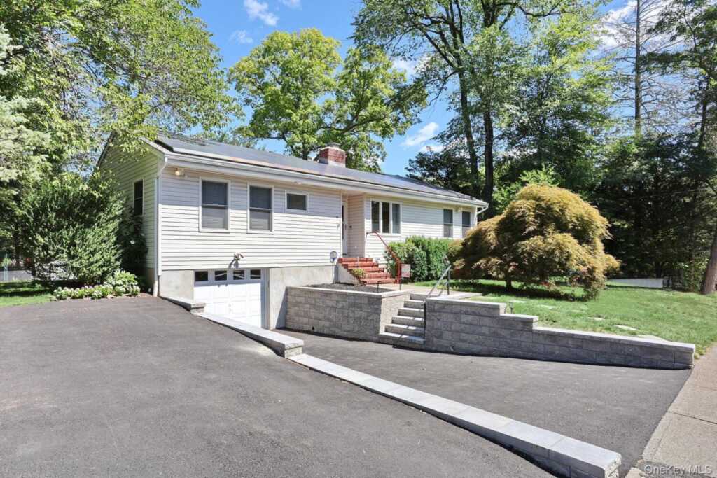 96 Collyer Avenue, New City, NY 10956 - Photo 38 of 38