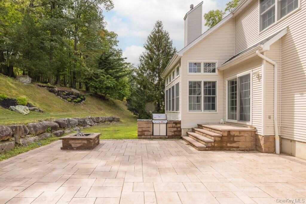 36 Dickens Street, Stony Point, NY 10980 - Photo 31 of 48