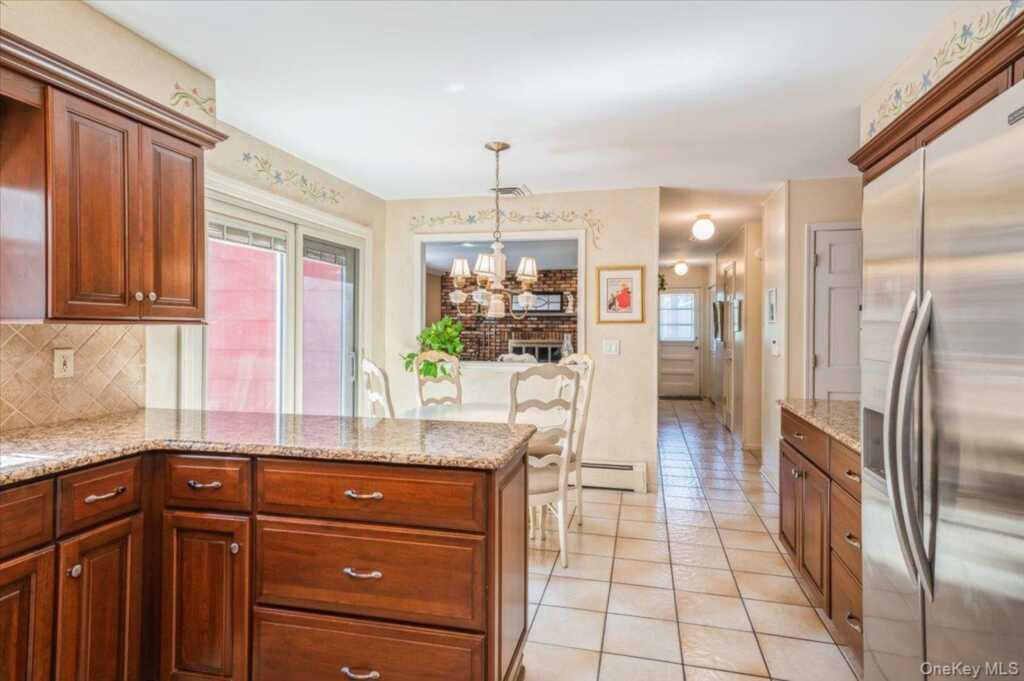 3 Termakay Drive, New City, NY 10956 - Photo 7 of 26