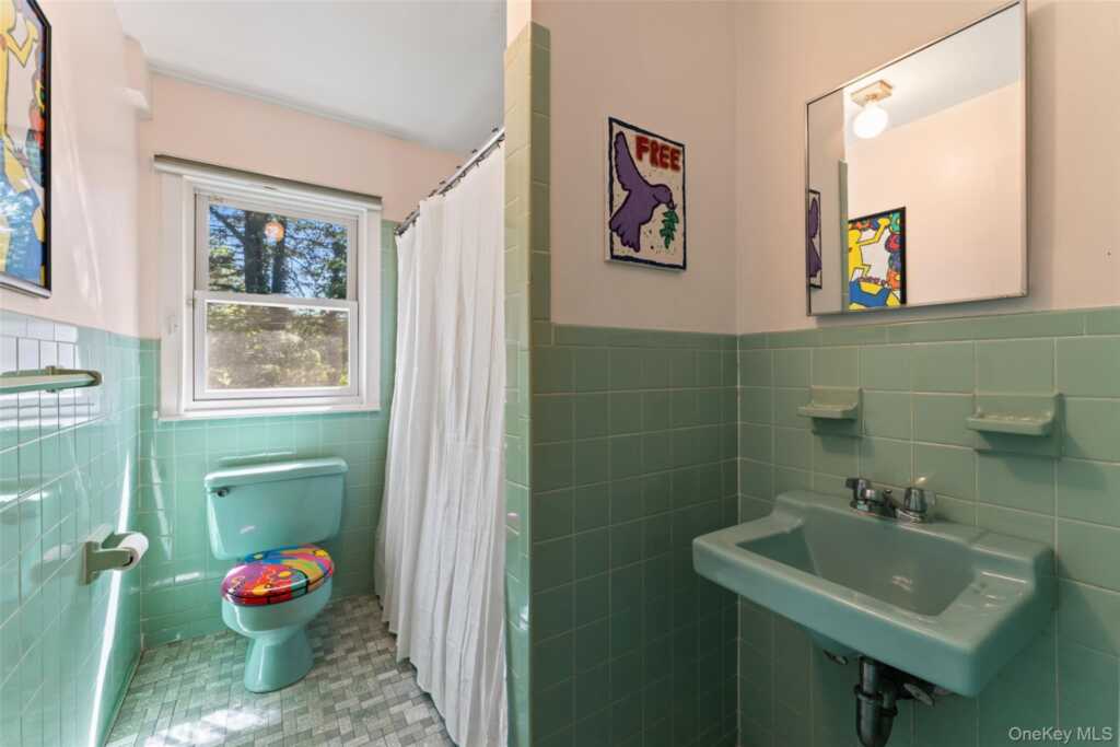 114 Oxford Road, New Rochelle, NY 10804 - Photo 23 of 29