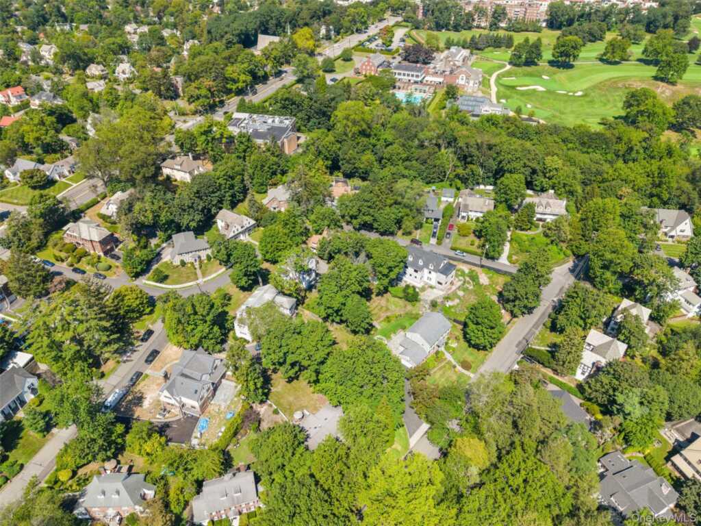 114 Oxford Road, New Rochelle, NY 10804 - Photo 33 of 33