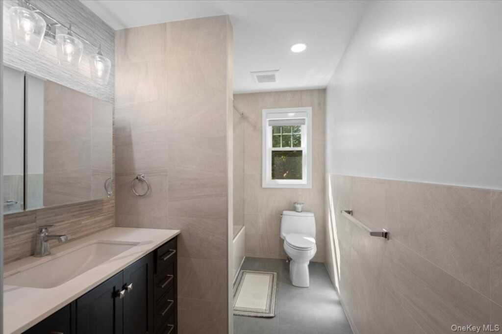 115 Davis Avenue, White Plains, NY 10605 - Photo 10 of 26