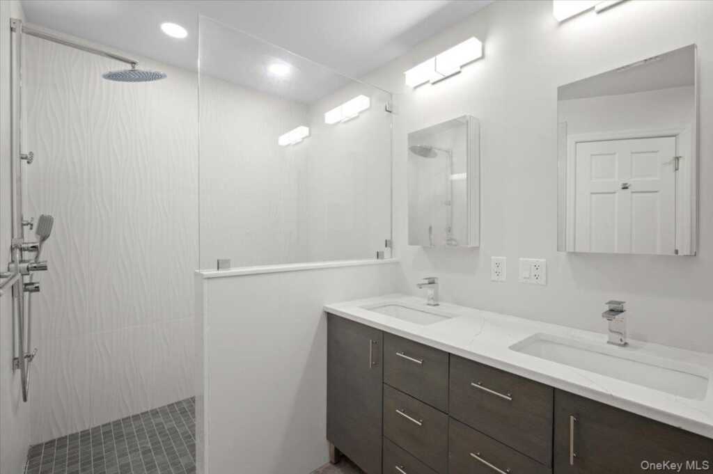 115 Davis Avenue, White Plains, NY 10605 - Photo 16 of 26