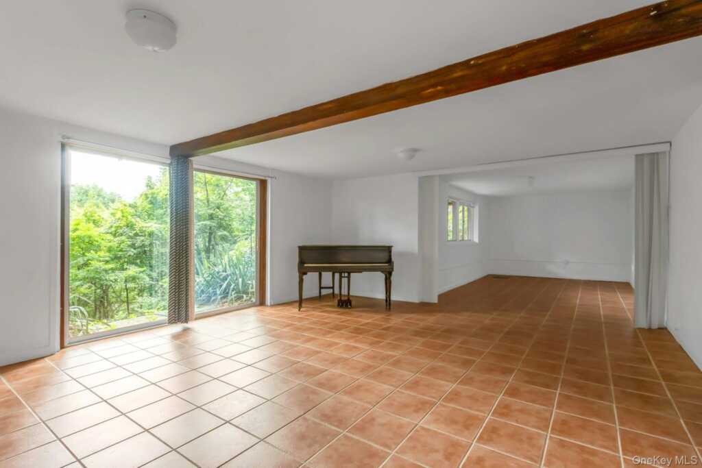 905 Route 9W, Nyack, NY 10960 - Photo 31 of 44