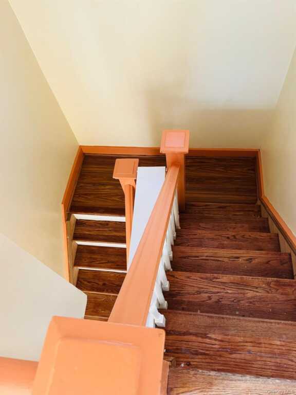 51 Howard Parkway, Unit #2, New Rochelle, NY 10801 - Photo 2 of 12