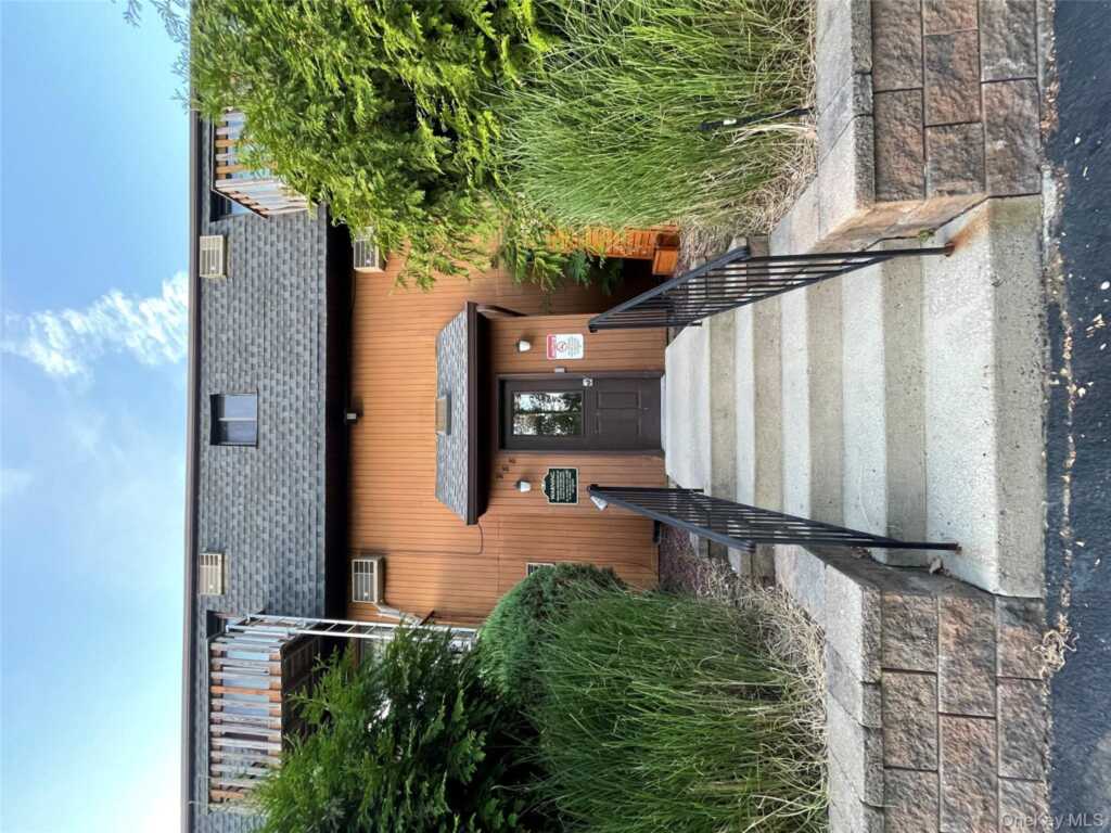 288 High Avenue, Unit #H1, Nyack, NY 10960 - Photo 17 of 18