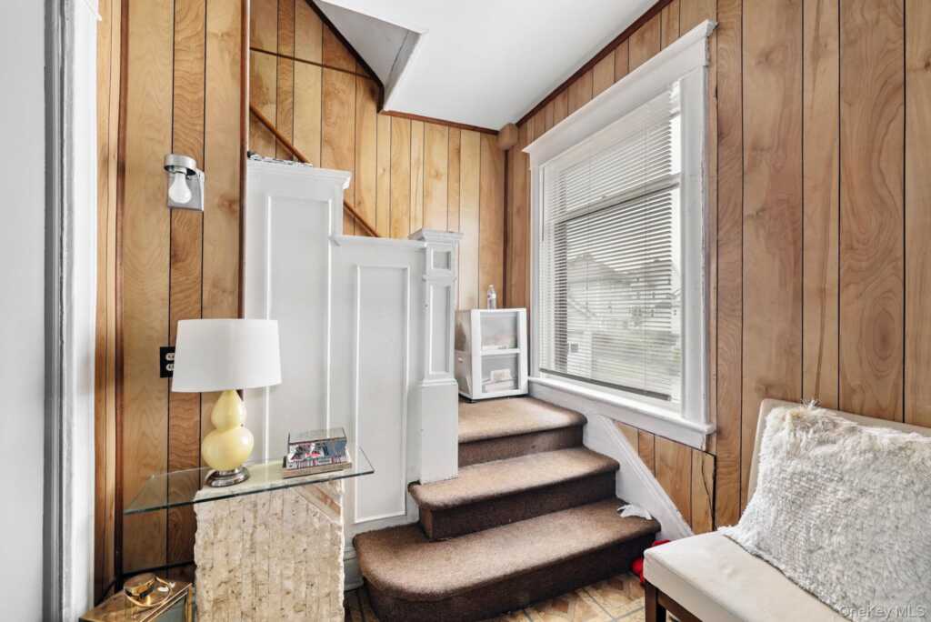 40 Longview Avenue, White Plains, NY 10605 - Photo 10 of 45