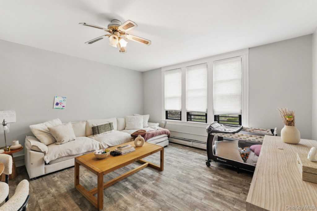 40 Longview Avenue, White Plains, NY 10605 - Photo 25 of 45