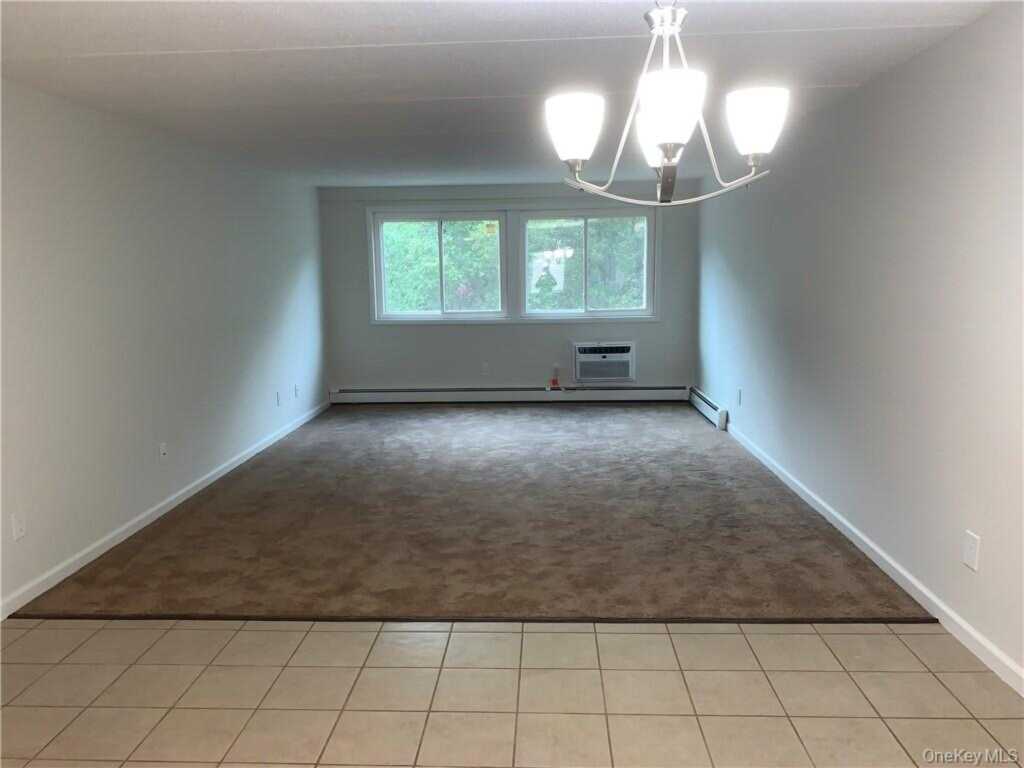 85 Middletown Road, Unit #C4, Nanuet, NY 10954 - Photo 4 of 14